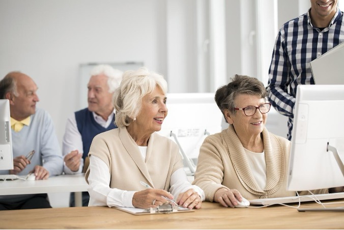 5 Benefits of Lifelong Learning for Seniors